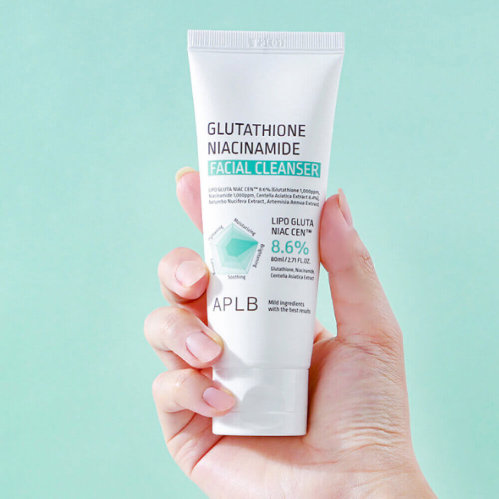 Glutathione Niacinamide Facial Cleanser 2.7 fl oz (80 ml Ezburself.com Glutathione Niacinamide Facial Cleanser 2.7 fl oz (80 ml Ezburself.com